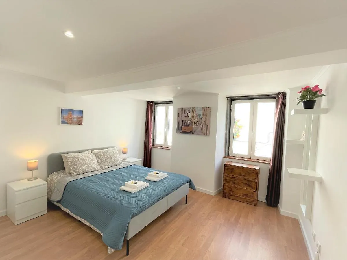 Apartments Center Castelo Lisbon 0*,